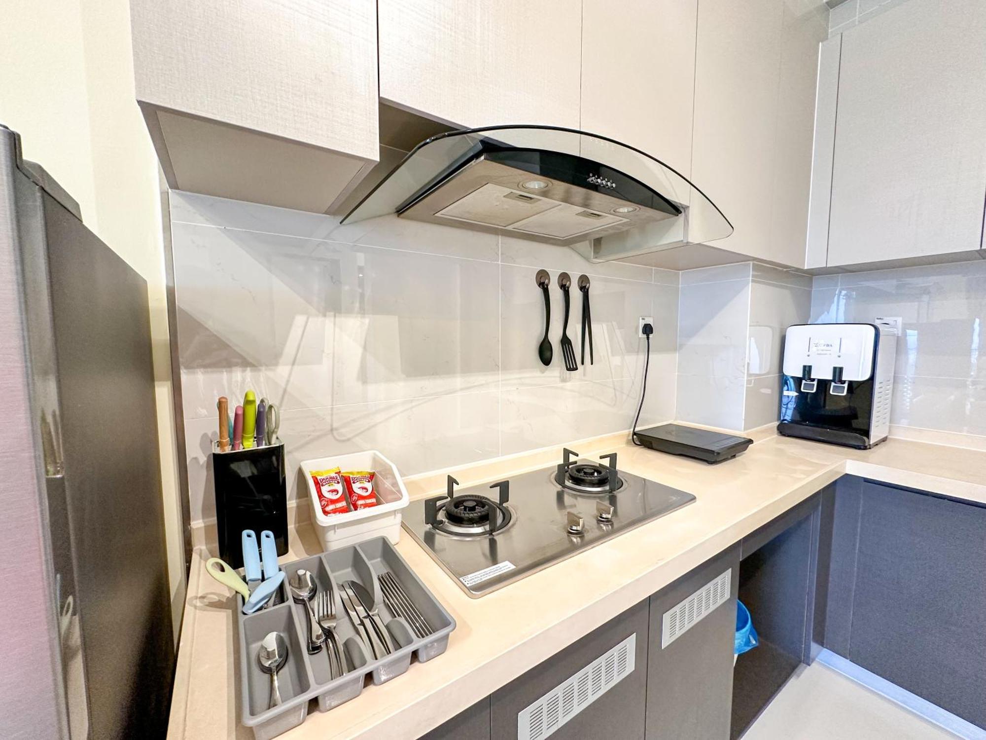 Funxvivid Seaview 2br 2cp Near Sg Ciq Ksl Zoojb Free Netflix Wifi * Johor Bahru
