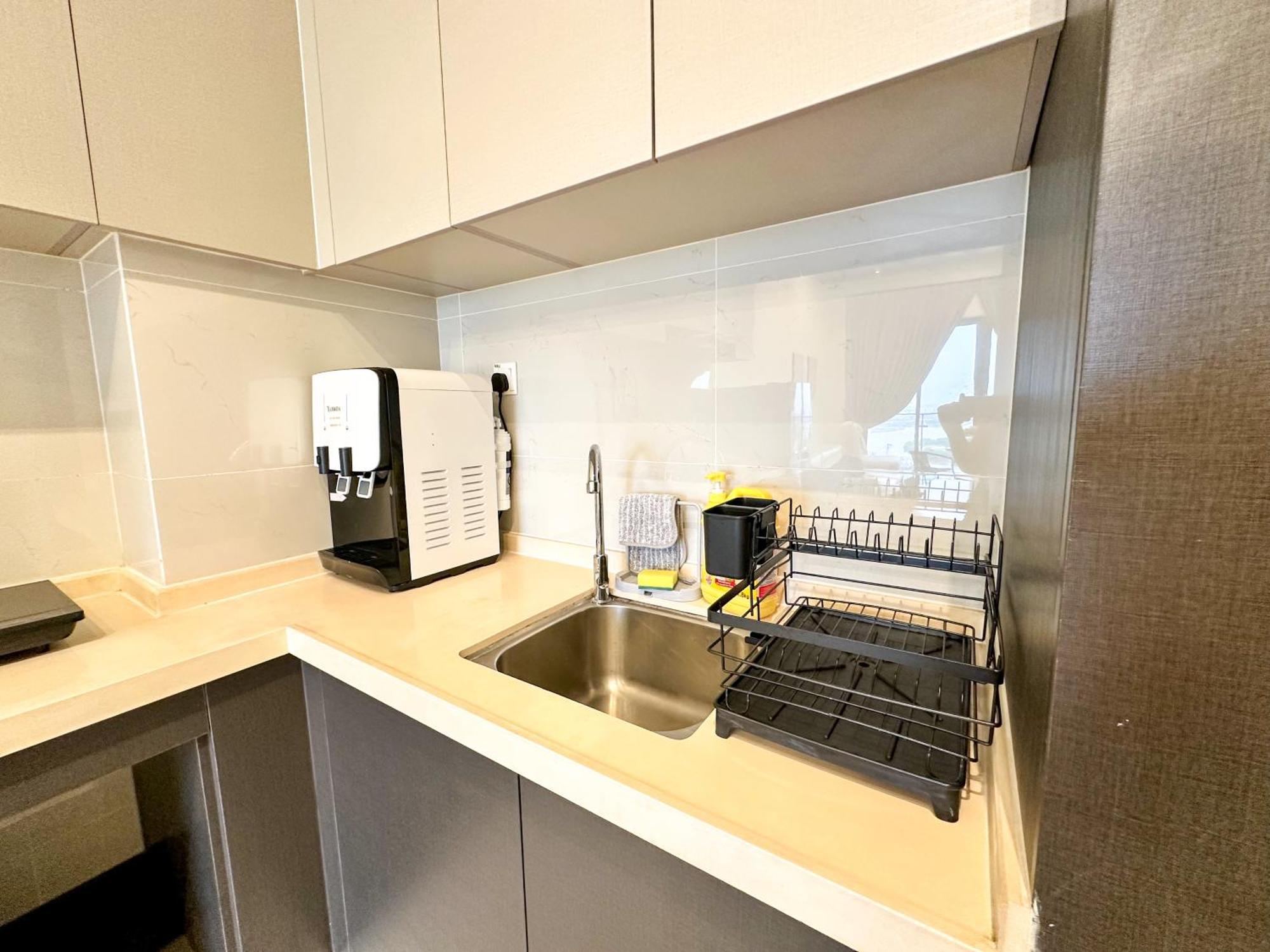 Apartment Funxvivid Seaview 2br 2cp Near Sg Ciq Ksl Zoojb Free Netflix Wifi Johor Bahru