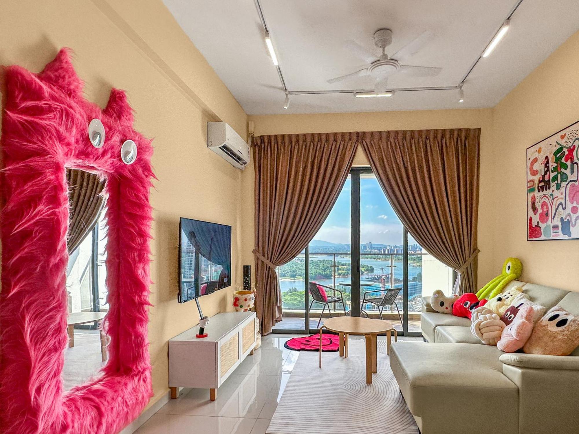 Apartment Funxvivid Seaview 2br 2cp Near Sg Ciq Ksl Zoojb Free Netflix Wifi Johor Bahru