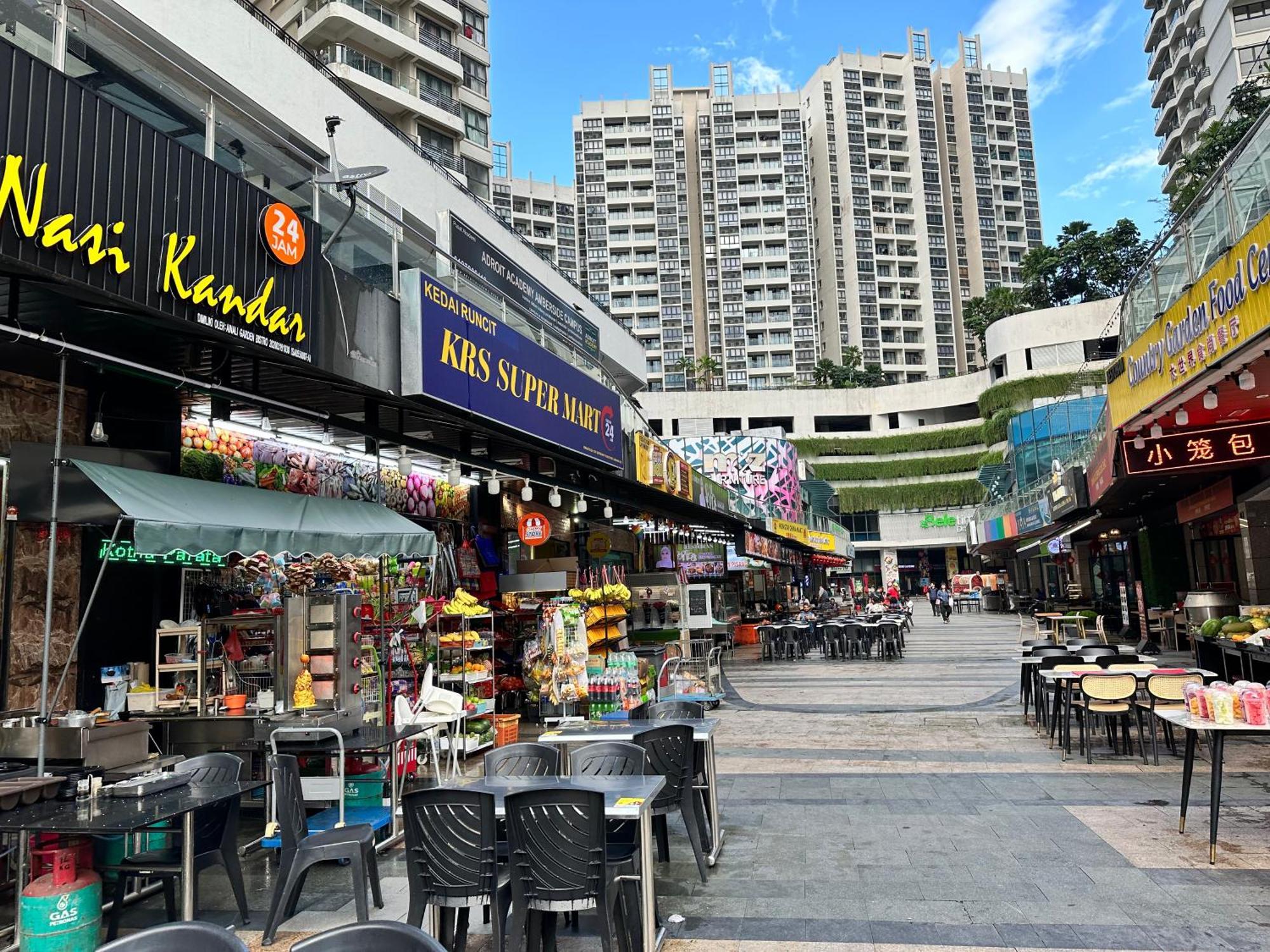 Funxvivid Seaview 2br 2cp Near Sg Ciq Ksl Zoojb Free Netflix Wifi Apartment *