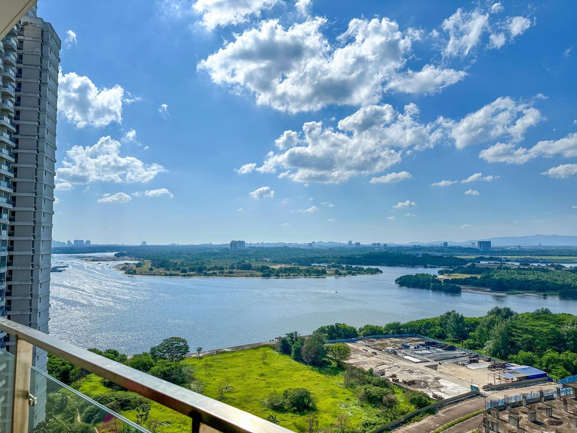 Funxvivid Seaview 2br 2cp Near Sg Ciq Ksl Zoojb Free Netflix Wifi