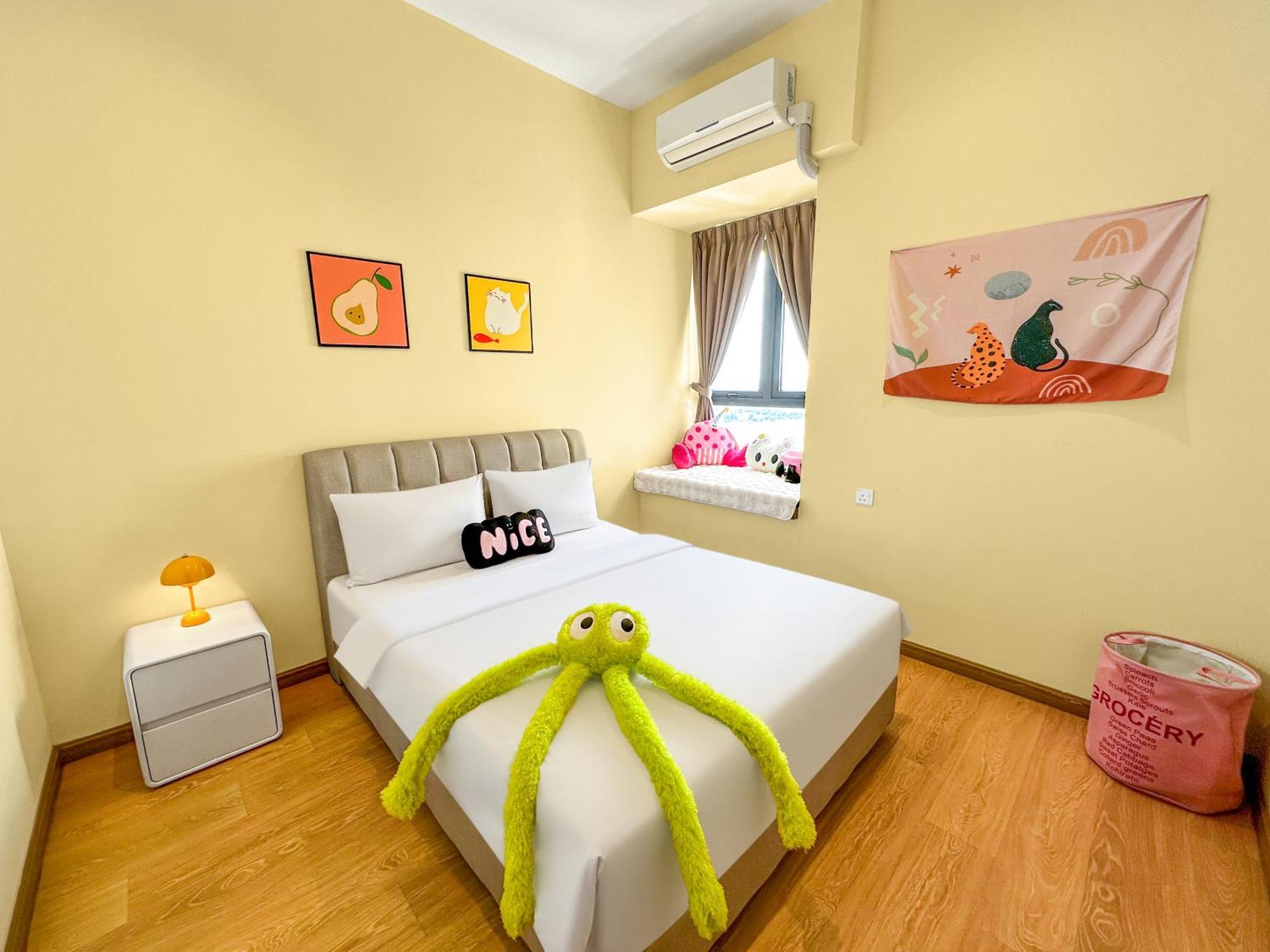 Apartment Funxvivid Seaview 2br 2cp Near Sg Ciq Ksl Zoojb Free Netflix Wifi *
