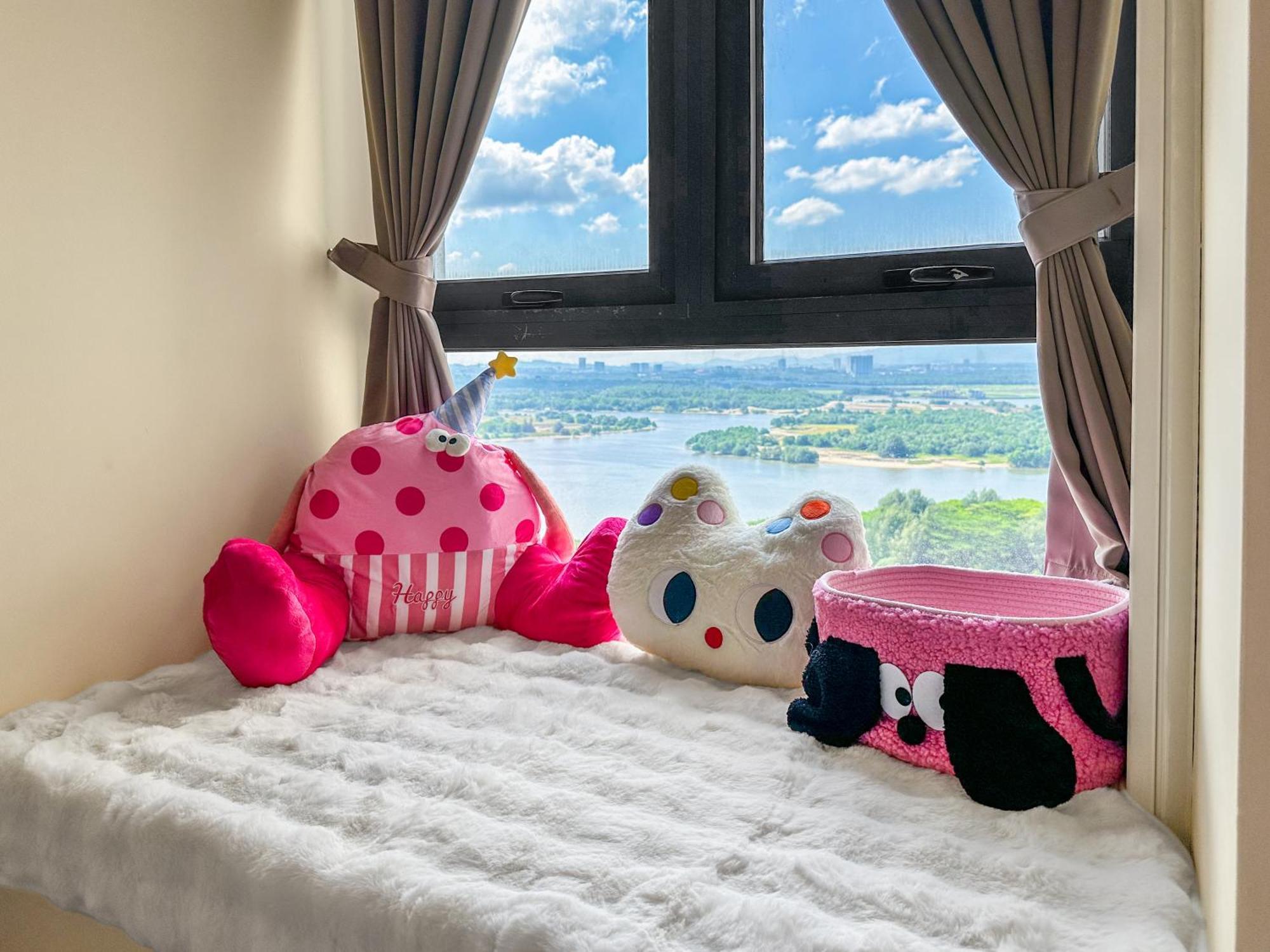 Funxvivid Seaview 2br 2cp Near Sg Ciq Ksl Zoojb Free Netflix Wifi *